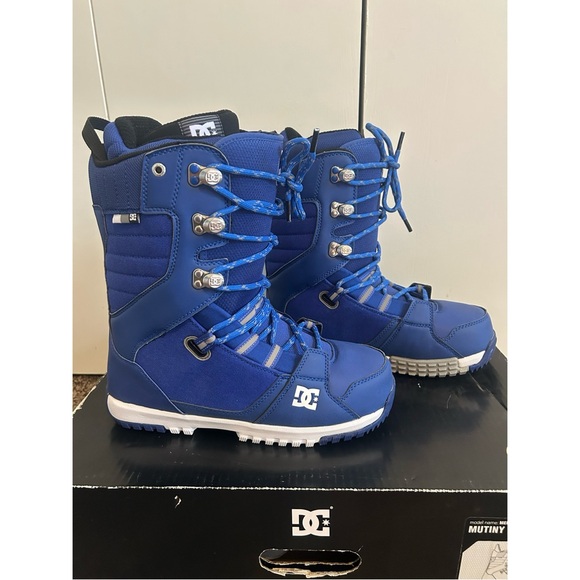 DC Mutiny Laceup Snowboard Boots - Picture 4 of 4